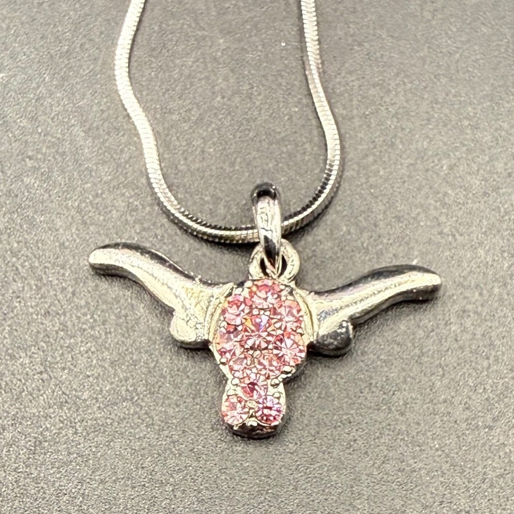 Silver Tone‎ Pink Rhinestone Longhorn Bull Skull Pendant Necklace Snake Chain